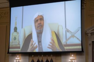 Lee más sobre el artículo La Liga del Mundo Islámico reúne a representantes de religiones y a responsables políticos durante la primera cena de iftar del Ramadán en el Congreso estadounidense